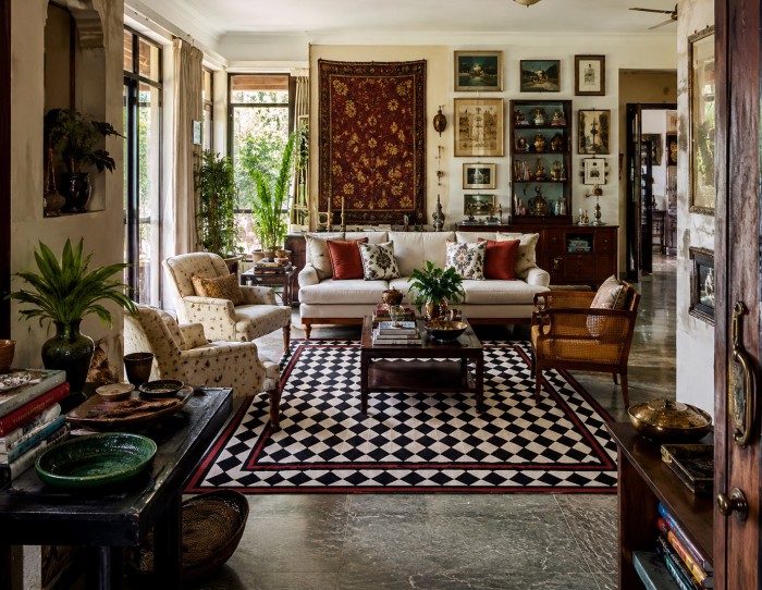 maximalist decor
